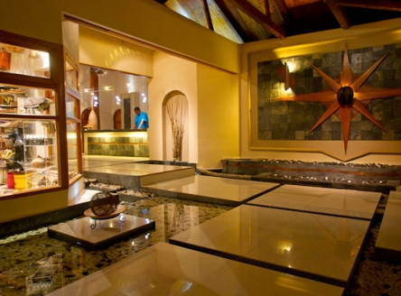 Black Parrot Suite guests enjoy all the facilities at the sister hotel - Coco de Mer