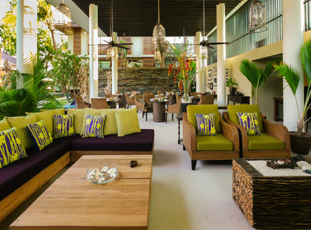 Lounge and bar at Dhevatara boutique hotel in Seychelles
