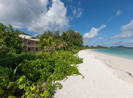 New Deluxe Rooms along the beautiful Cote d'Or beach at Acajou Hotel