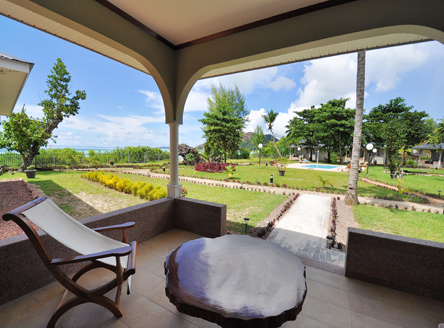 Cote d'Or Footprints,Seychelles