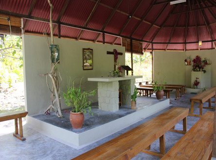 Have your Seychelles wedding on the white sand beach or in the tiny Denis Island chapel