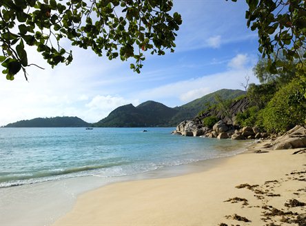 Raffles Praslin Seychelles beach