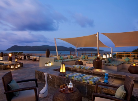 Takamaka roof-top bar at Raffles Praslin