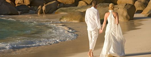 Tropical island weddings in Seychelles